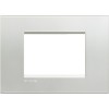Bticino Livinglight Abdeckrahmen 3 Module silbern LNA4803AG Bticino Livinglight Abdeckrahmen 3 Module silbern LNA4803AG