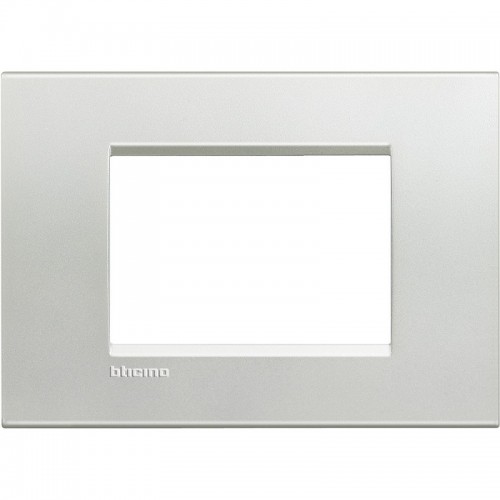Bticino Livinglight Abdeckrahmen 3 Module silbern LNA4803AG Bticino Livinglight Abdeckrahmen 3 Module silbern LNA4803AG