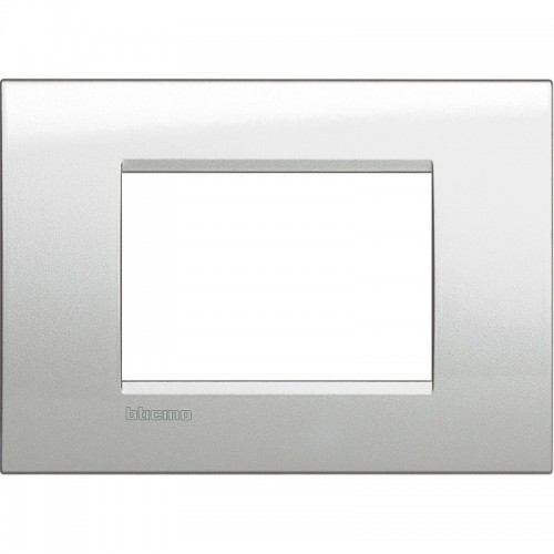 Bticino Livinglight Abdeckrahmen 3 Module mond silber farbe LNA4803GL Bticino Livinglight Abdeckrahmen 3 Module mond silber farbe LNA4803GL