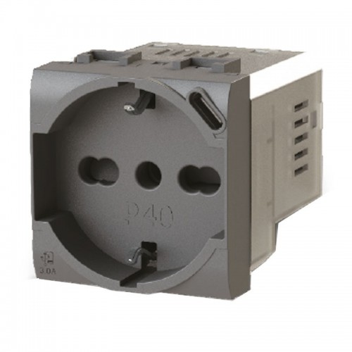 Bticino Livinglight zweipolig und Schuko Steckdose mit USB 4Box P40 4B.L.P40.USB