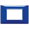 Vimar Plana Abdeckrahmen 3 Module Farbe Saphirblau 14653.50 Vimar Plana Abdeckrahmen 3 Module Farbe Saphirblau 14653.50