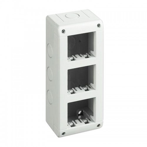 Idrobox Bticino Vertikal 2+2+2 Module für MATIX 25406V Serie Idrobox Bticino Vertikal 2+2+2 Module für MATIX 25406V Serie