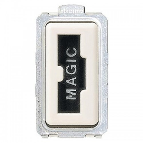 Bticino magic Schutzkontaktsteckdose 2P+T 10A für Stecker 2200N 5100 Bticino magic Schutzkontaktsteckdose 2P+T 10A für Stecker 2200N 5100