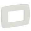 Legrand Vela Platte rund weiß stucco 3 Module 685601 Legrand Vela Platte rund weiß stucco 3 Module 685601