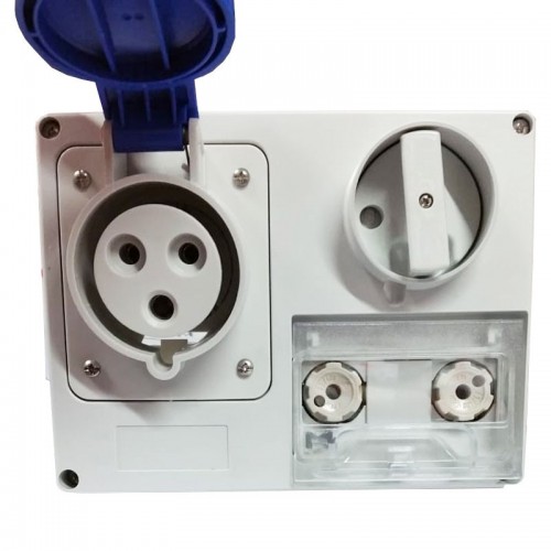 Gewiss Steckdose mit Verriegelung 2P+E 32A IP44 220V ohne Gehäuse GW66137 Gewiss Steckdose mit Verriegelung 2P+E 32A IP44 220V ohne Gehäuse GW66137