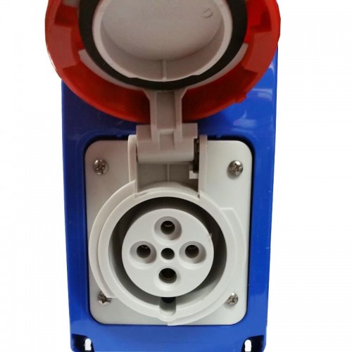 Gewiss vertikale 3P+E 16A verriegelte Steckdose ohne Boden GW66308N Gewiss vertikale 3P+E 16A verriegelte Steckdose ohne Boden GW66308N