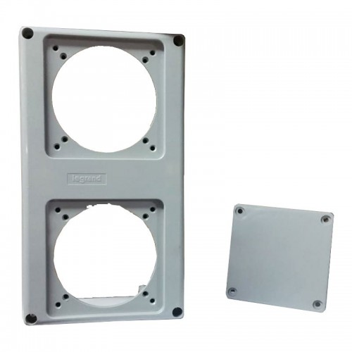 Legrand Flansch 220x125mm für 2 x 16A CEE Steckdosen 057713 Legrand Flansch 220x125mm für 2 x 16A CEE Steckdosen 057713