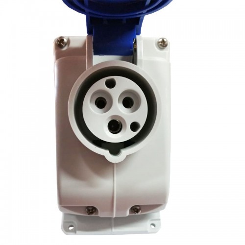 Gewiss vertikale Steckdose 2P+E 16A IP44 mit Verriegelung GW66426 Gewiss vertikale Steckdose 2P+E 16A IP44 mit Verriegelung GW66426