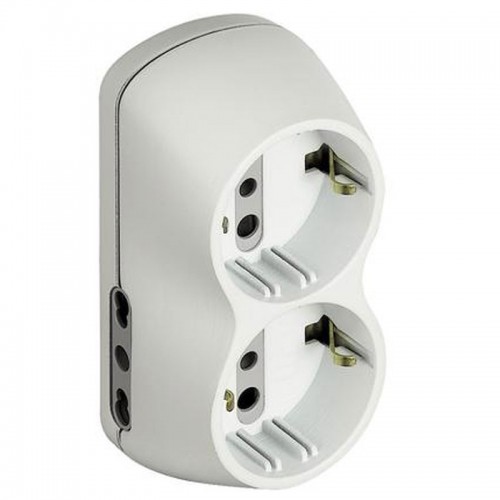 B4-Adapter 2 Doppelsteckdosen 2 deutsche Steckdosen und 16A-Stecker weiß S3614D B4-Adapter 2 Doppelsteckdosen 2 deutsche Steckdosen und 16A-Stecker weiß S3614D