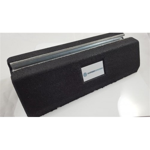 Bodenkonsole 600x180x95 mm, Traglast 450 kg pro Fuß mit Führungsschiene Bodenkonsole 600x180x95 mm, Traglast 450 kg pro Fuß mit Führungsschiene