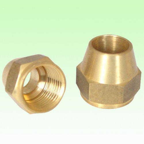 Bördelmutter / Überwurfmutter Gewinde 1/2" Lochgröße 12,7 mm (1/2") für Kältemittelleitung Bördelmutter / Überwurfmutter Gewinde 1/2" Lochgröße 12,7 mm (1/2") für Kältemittelleitung